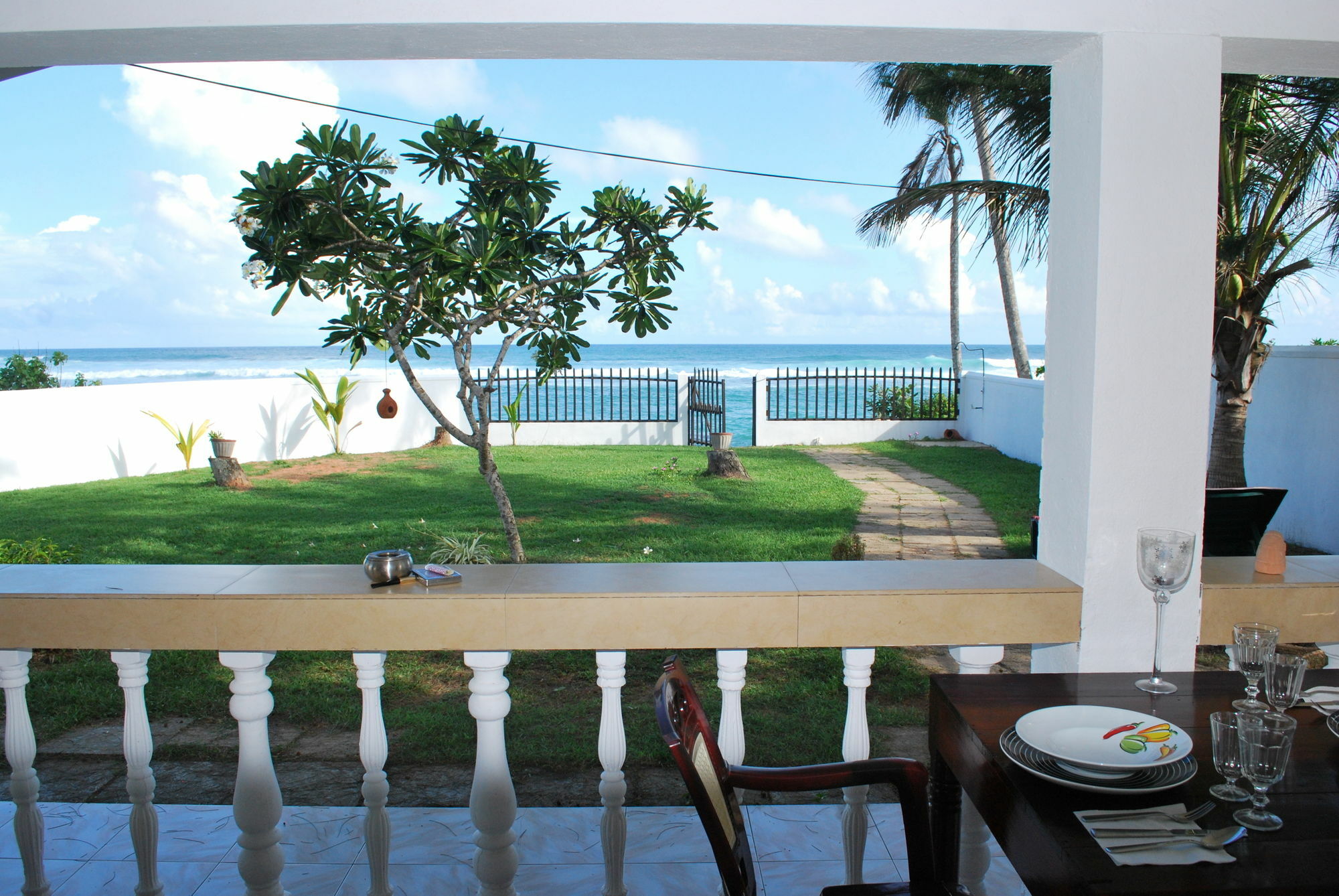 Beach House Mirissa Luaran gambar