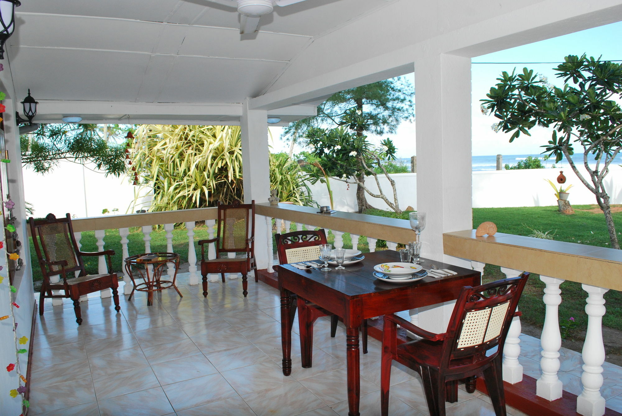 Beach House Mirissa Luaran gambar