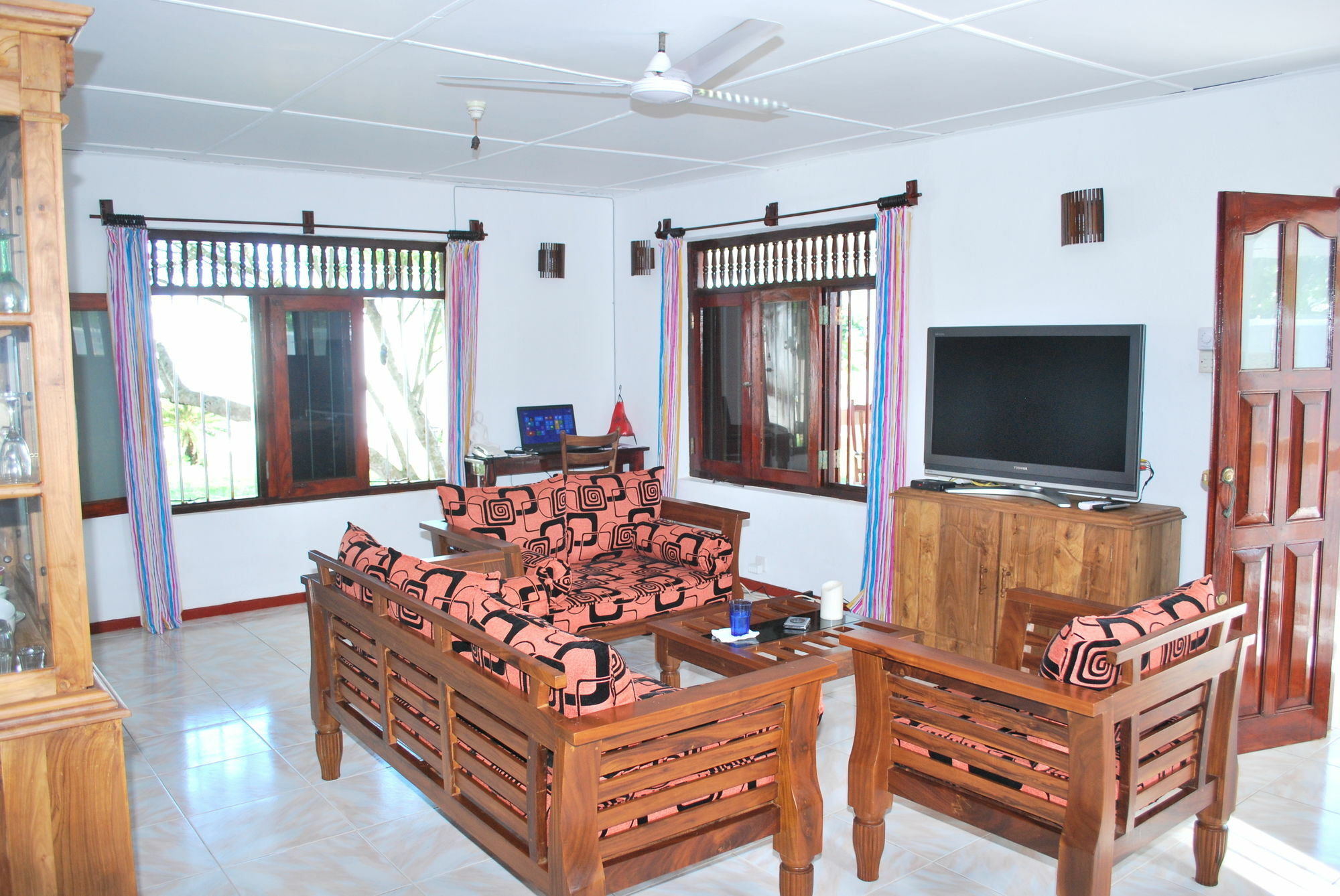 Beach House Mirissa Luaran gambar